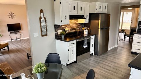 Tiny photo for 5043 Barton Place, Sylvania, OH 43560 (MLS # 10005609)