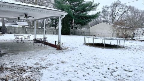 Tiny photo for 5043 Barton Place, Sylvania, OH 43560 (MLS # 10005609)