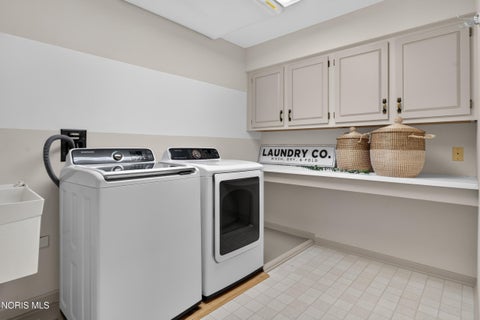 Tiny photo for 5047 Brenden Way, Sylvania, OH 43560 (MLS # 10009332)