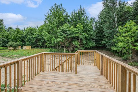 Tiny photo for 1481 Lee Ann Avenue, Defiance, OH 43512 (MLS # 10003254)