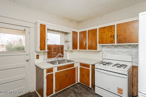 Tiny photo for 3412 Maple Street, Toledo, OH 43608 (MLS # 10012256)