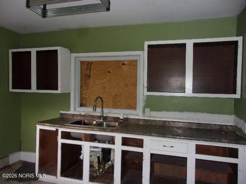 Tiny photo for 306 S 2nd Street, North Baltimore, OH 45872 (MLS # 10003035)