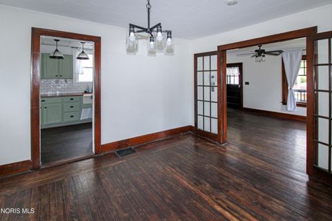 Tiny photo for 430 Vine Street, Fremont, OH 43420 (MLS # 10008119)
