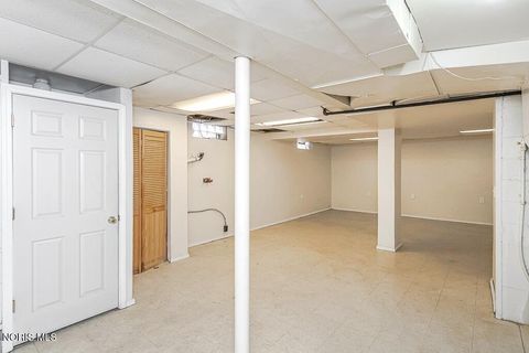 Tiny photo for 3720 Kelly Ave Avenue, Toledo, OH 43613 (MLS # 10004392)