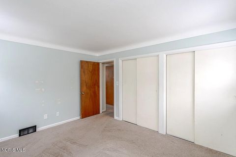 Tiny photo for 3720 Kelly Ave Avenue, Toledo, OH 43613 (MLS # 10004392)