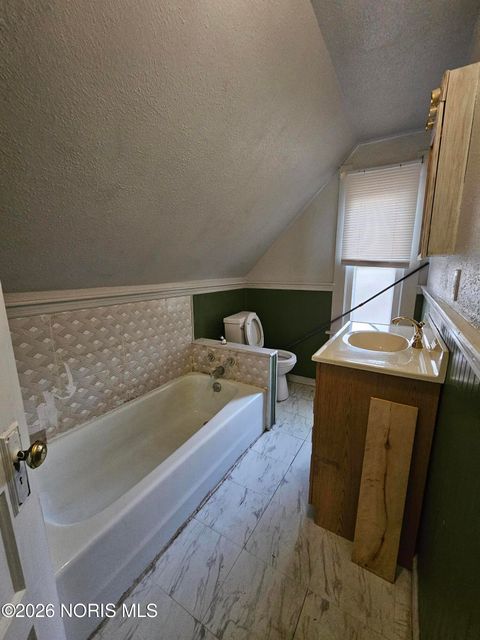 Tiny photo for 348 Spencer Street, Toledo, OH 43609 (MLS # 10003491)