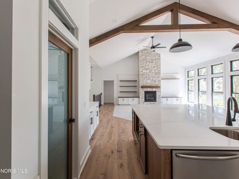 Tiny photo for 4402 Sage Street, Maumee, OH 43537 (MLS # 10005572)