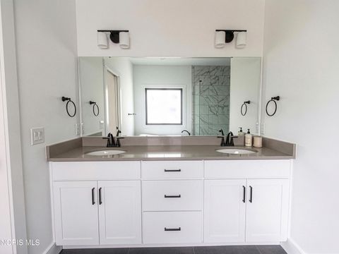 Tiny photo for 4402 Sage Street, Maumee, OH 43537 (MLS # 10005572)