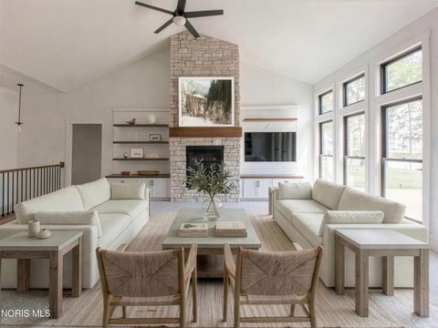 Tiny photo for 4402 Sage Street, Maumee, OH 43537 (MLS # 10005572)