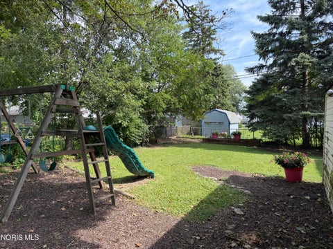 Tiny photo for 886 Lochhaven Boulevard, Maumee, OH 43537 (MLS # 10013472)