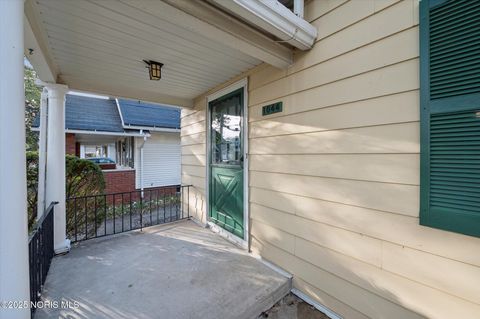 Tiny photo for 1044 Hawk Street, Toledo, OH 43612 (MLS # 10000438)