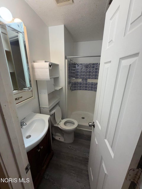 Tiny photo for 911 N Ontario Street, Toledo, OH 43604 (MLS # 10014238)