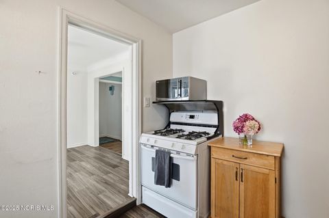 Tiny photo for 2426 Berdan Avenue, Toledo, OH 43613 (MLS # 10000557)
