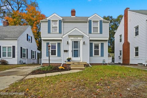 Photo of 2426 Berdan Avenue, Toledo, OH 43613 (MLS # 10000557) Photo of 2426 Berdan Avenue, Toledo, OH 43613 (MLS # 10000557)