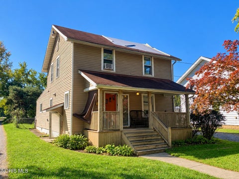 Photo of 321 W Ashton Avenue, Lima, OH 45801 (MLS # 10014282)