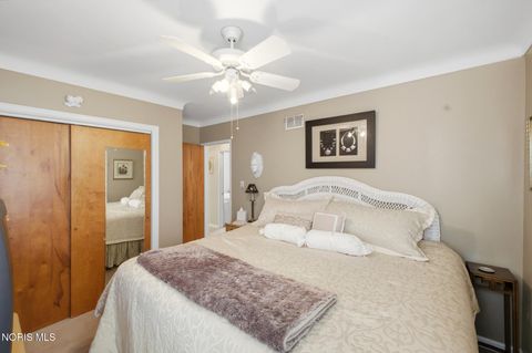 Tiny photo for 1933 Grecourt Drive, Toledo, OH 43615 (MLS # 10004727)