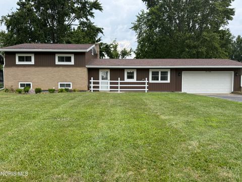 Photo of 1220 6th Street, Findlay, OH 45840 (MLS # 10010441)