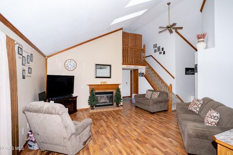 Tiny photo for 100 Ponderosa Pine Drive, Defiance, OH 43512 (MLS # 10004788)