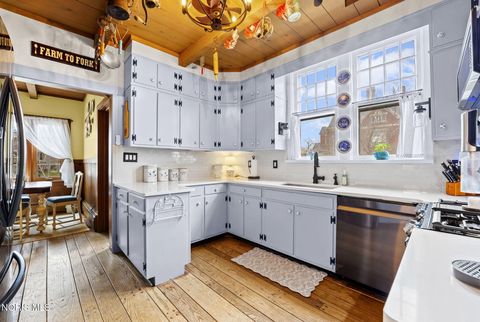 Tiny photo for 1041 S Main Street, Findlay, OH 45840 (MLS # 10005480)