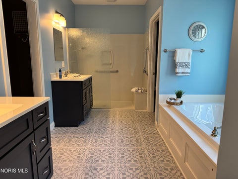 Tiny photo for 2773 Timberview Court, Findlay, OH 45840 (MLS # 10014779)