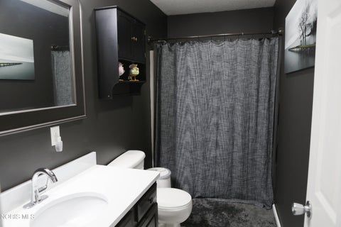 Tiny photo for 1056 Crystal Lane, Findlay, OH 45840 (MLS # 10011933)