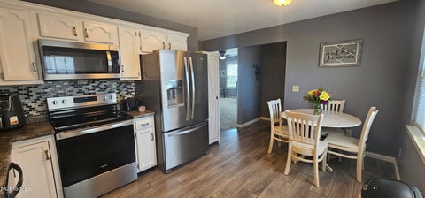 Tiny photo for 1056 Crystal Lane, Findlay, OH 45840 (MLS # 10011933)