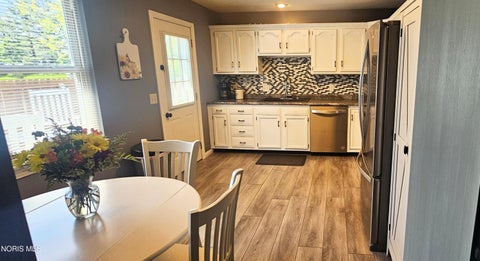 Tiny photo for 1056 Crystal Lane, Findlay, OH 45840 (MLS # 10011933)