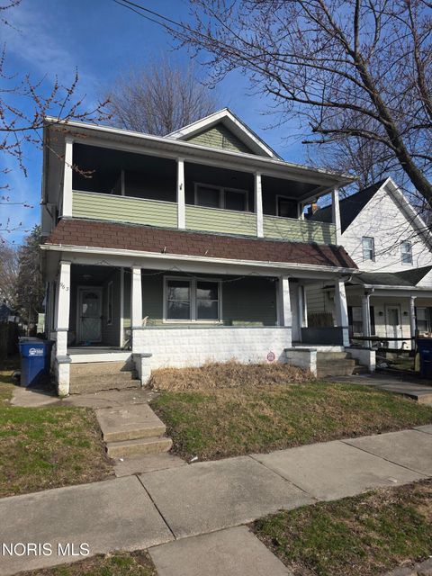 Photo of 963 Mc Kinley Avenue, Toledo, OH 43605 (MLS # 10005383)