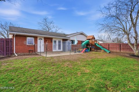 Tiny photo for 2530 Windsor Drive, Lima, OH 45805 (MLS # 10005182)