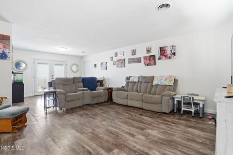 Tiny photo for 2530 Windsor Drive, Lima, OH 45805 (MLS # 10005182)