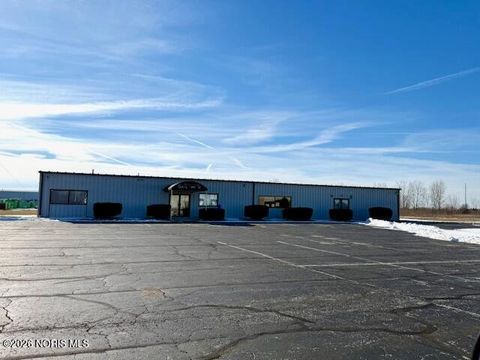 Photo of 2440 Bright Road, Findlay, OH 45840 (MLS # 10003414)