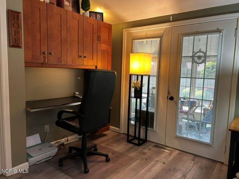 Tiny photo for 117 W Hull Street, Edgerton, OH 43517 (MLS # 10007604)