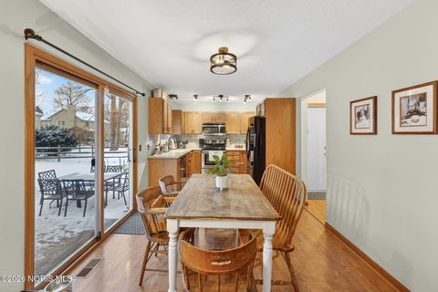 Tiny photo for 8337 Cherry Blossom Lane, Holland, OH 43528 (MLS # 10003359)