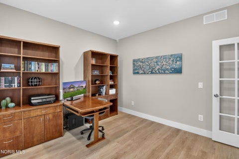 Tiny photo for 25236 John F Mccarthy Way, Perrysburg, OH 43551 (MLS # 10013951)