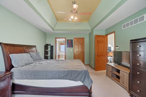 Tiny photo for 1403 Sheffield Drive, Bowling Green, OH 43402 (MLS # 10000066)