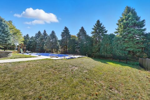 Tiny photo for 1403 Sheffield Drive, Bowling Green, OH 43402 (MLS # 10000066)