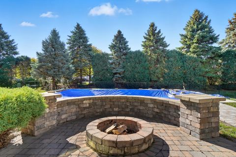 Tiny photo for 1403 Sheffield Drive, Bowling Green, OH 43402 (MLS # 10000066)