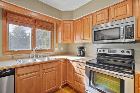 Tiny photo for 1403 Sheffield Drive, Bowling Green, OH 43402 (MLS # 10000066)