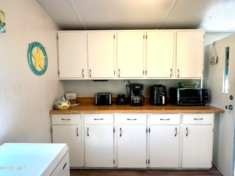 Tiny photo for 5798 N Humphrey Road, Oak Harbor, OH 43449 (MLS # 10011059)