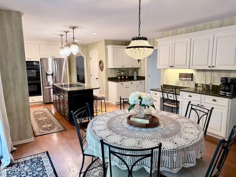 Tiny photo for 4828 High Oaks Boulevard, Toledo, OH 43623 (MLS # 10008489)