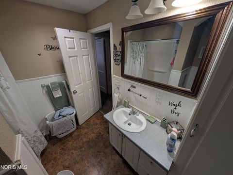 Tiny photo for 4427 Asbury Drive, Toledo, OH 43612 (MLS # 10004311)