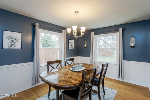 Tiny photo for 3212 Lambert Drive, Toledo, OH 43613 (MLS # 10005644)