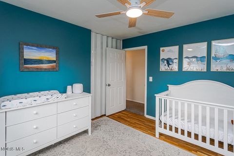 Tiny photo for 3212 Lambert Drive, Toledo, OH 43613 (MLS # 10005644)