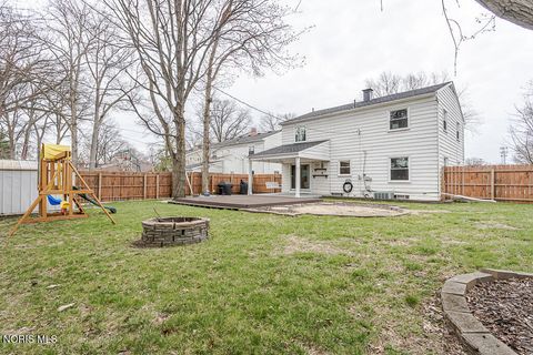 Tiny photo for 3212 Lambert Drive, Toledo, OH 43613 (MLS # 10005644)