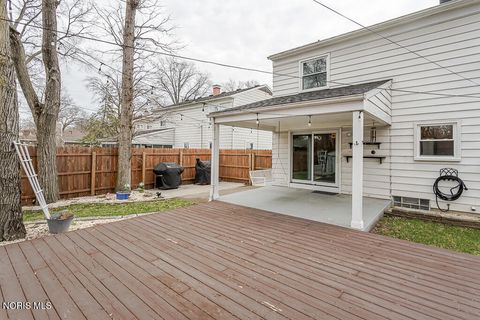 Tiny photo for 3212 Lambert Drive, Toledo, OH 43613 (MLS # 10005644)