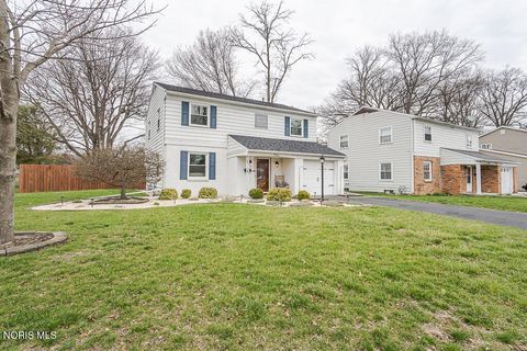 Tiny photo for 3212 Lambert Drive, Toledo, OH 43613 (MLS # 10005644)