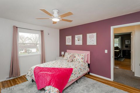 Tiny photo for 3212 Lambert Drive, Toledo, OH 43613 (MLS # 10005644)