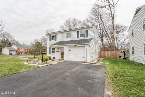 Tiny photo for 3212 Lambert Drive, Toledo, OH 43613 (MLS # 10005644)