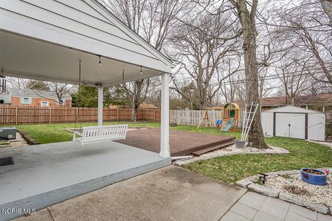 Tiny photo for 3212 Lambert Drive, Toledo, OH 43613 (MLS # 10005644)