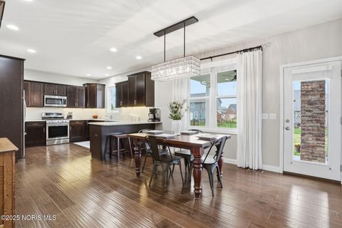 Tiny photo for 16169 Forest Lane, Findlay, OH 45840 (MLS # 10001858)